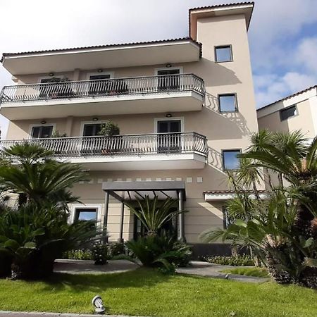 Hotel Tiro A Volo Pozzuoli Dış mekan fotoğraf