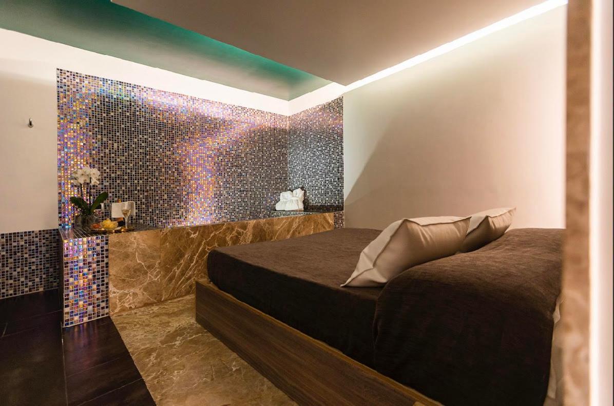 Hotel Tiro A Volo Pozzuoli Dış mekan fotoğraf