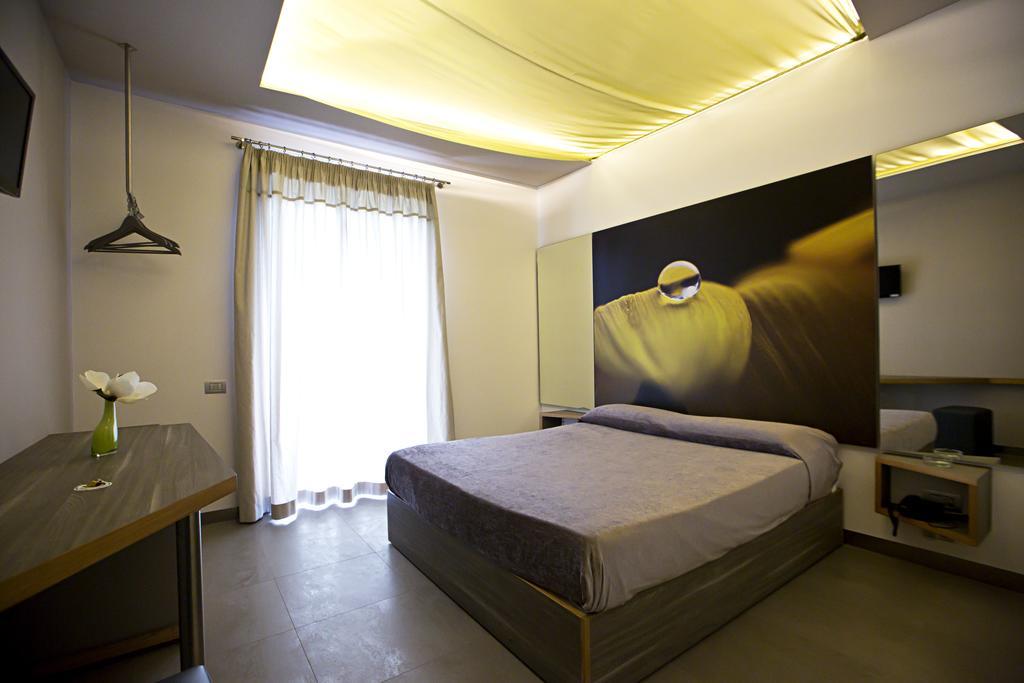 Hotel Tiro A Volo Pozzuoli Dış mekan fotoğraf