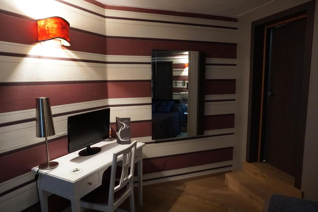 Hotel Tiro A Volo Pozzuoli Dış mekan fotoğraf